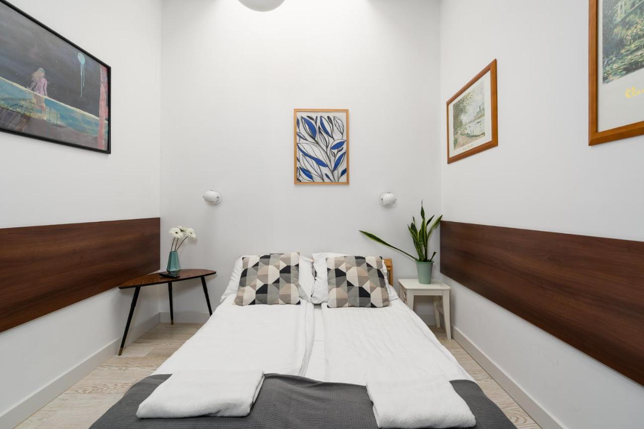 Apartament "Holy" Poznań Buitenkant foto